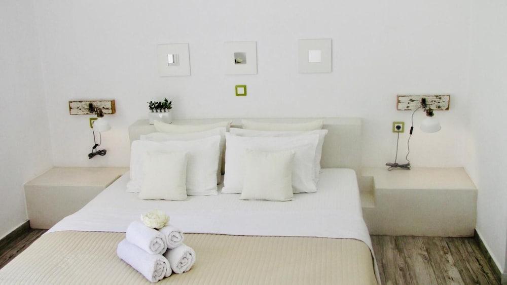Elmarel Apartment Kamari  Bagian luar foto