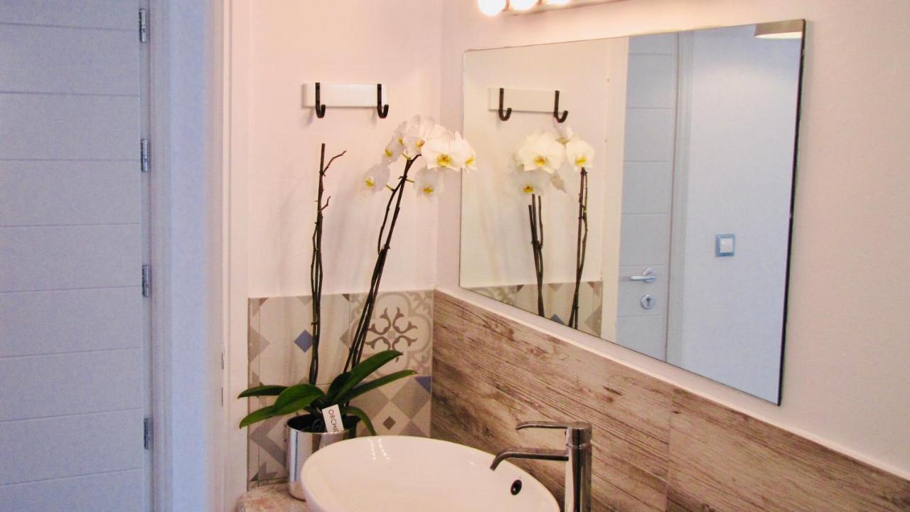 Elmarel Apartment Kamari  Bagian luar foto